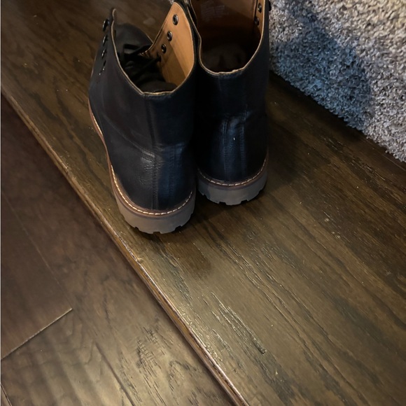 Men’s Steve Madden Boots - Picture 3 of 5